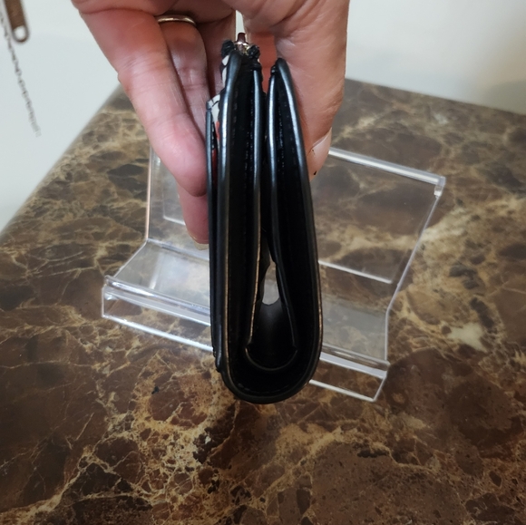 Kate Spade Black Wallet with Colorful Floral Design NWOT - Picture 8 of 15